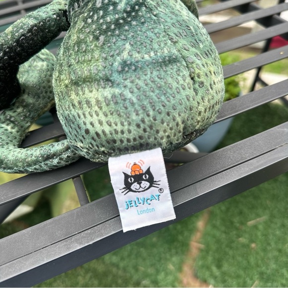 Retired Jellycat Frank Frog Plush – Green, Needs a Forever Home! - Picture 2 of 5